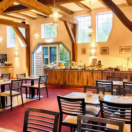 Welcome 4* باد آرولزن