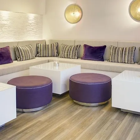 Hotel Welcome 4*